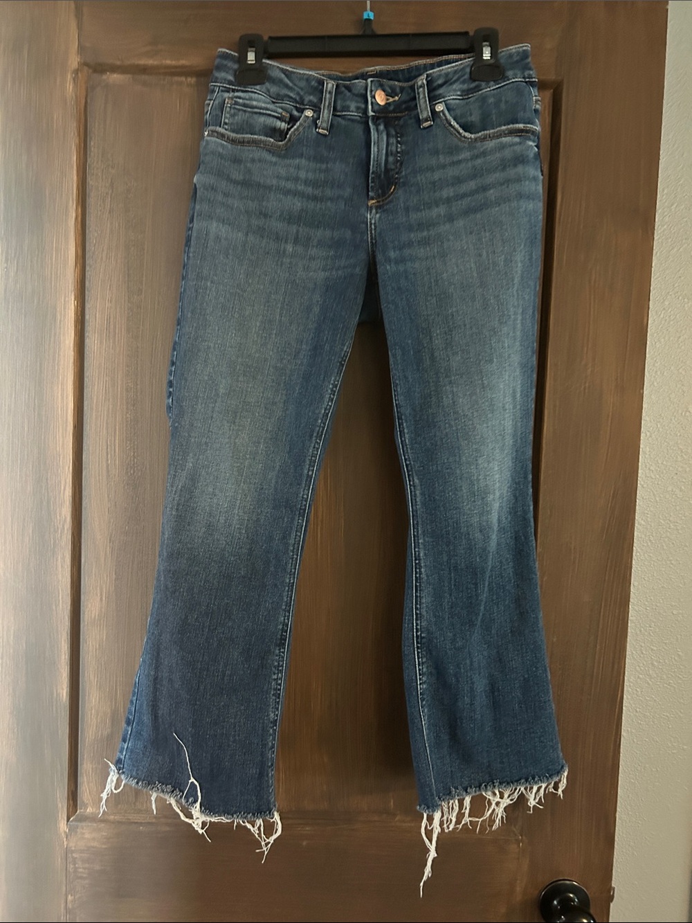 Silver Jeans Dark Blue Cropped Frayed Hem Ankle Jeans